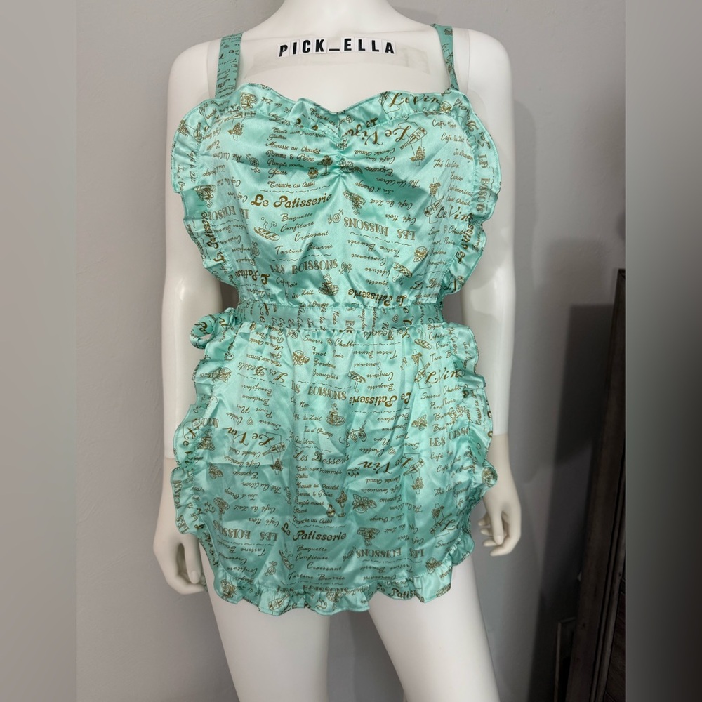 M  L Very Rare Victoria’s Secret French Baker la Patisserie Apron Costume slip